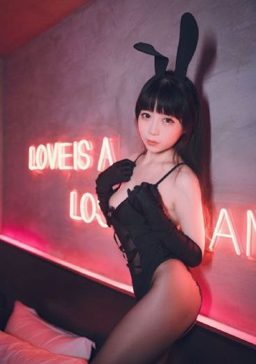 猛男欧美同性军警三个武警_BD英语神马影院手机在线