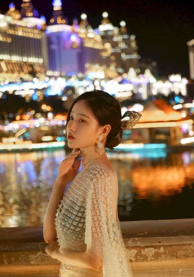 堕落女教师～淫辱の教室国产_720BD在线观看