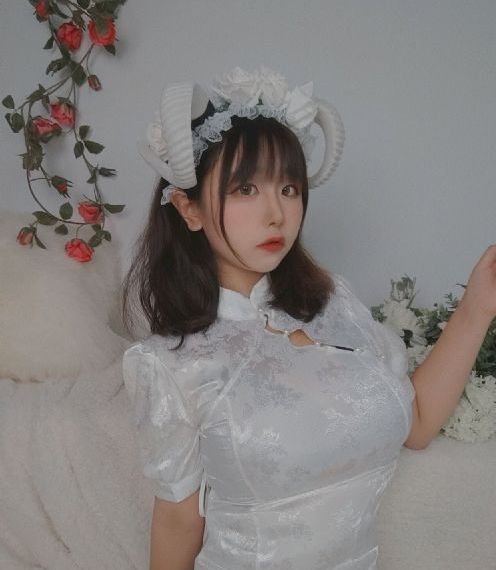 新晋女员工_蓝光电影全集观看